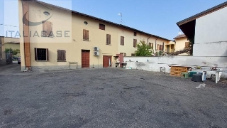 zoom immagine (Villa 250 mq, soggiorno, più di 3 camere, zona Lentigione)