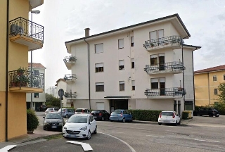 zoom immagine (Appartamento 130 mq, soggiorno, 3 camere, zona Portogruaro - Centro)