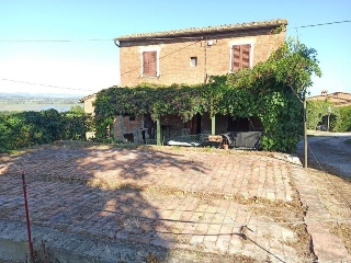 zoom immagine (Casa singola 144 mq, soggiorno, 3 camere, zona Castiglione del Lago)