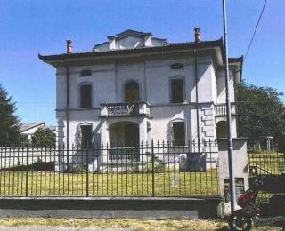 zoom immagine (Villa 591 mq, soggiorno, 4 camere, zona Villastrda)